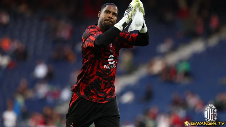 Milan trong chiến thắng Europa League