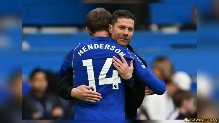 Cầu thủ Chelsea ăn mừng bàn thắng trước trận đấu Premier League