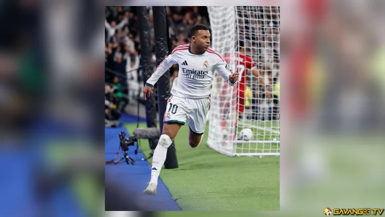 Mbappé thi đấu trong trận Real Madrid thắng Sevilla